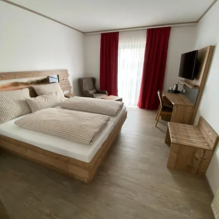 Hotel Hotel-landgasthof Ploss Schonwald (Bavaria)