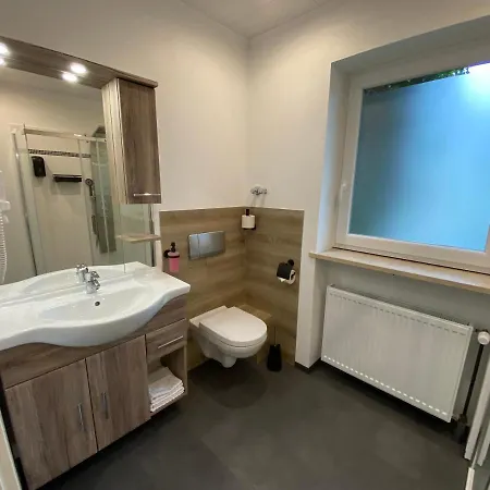 Hotel-landgasthof Ploss فندق 3*