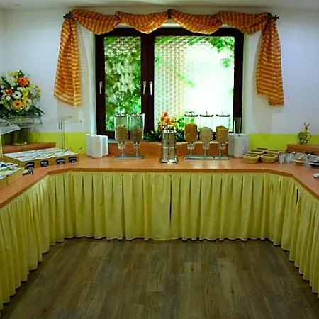 Hotel-landgasthof Ploss فندق