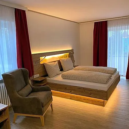 Hotel-landgasthof Ploss فندق Schonwald (Bavaria)