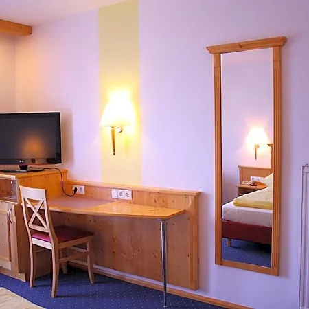 Hotel-landgasthof Ploss فندق Schonwald (Bavaria)