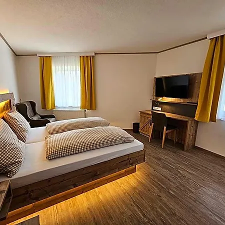 فندق Hotel-landgasthof Ploss 3*