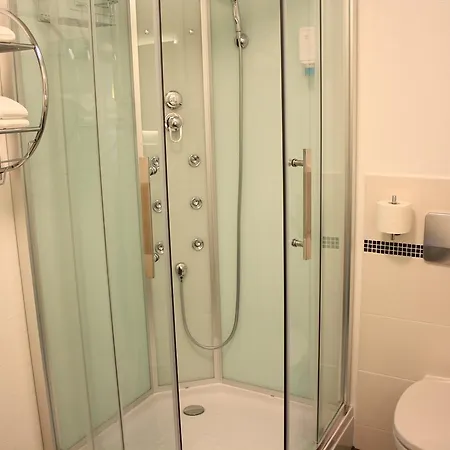 Hotel-landgasthof Ploss فندق